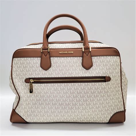 ap 1305 michael kors|Michael Kors luggage.